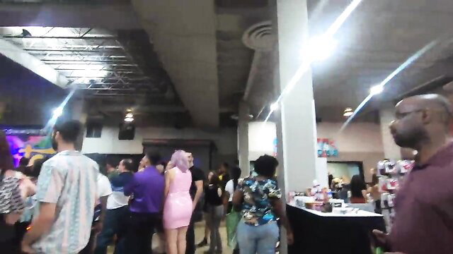 Lil D at Exxxotica Miami Day 1 crowded adult expo crowd