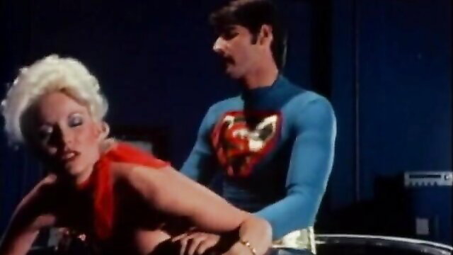Kandi Barbour fucks Superman in car cosplay