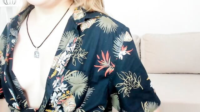 arthurpelto blonde in open floral shirt exposing cleavage Chaturbate