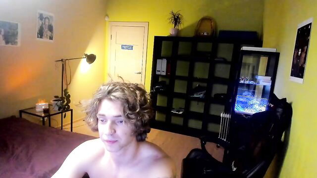 Naked curly blond twink Namiraaxel in yellow bedroom solo tease