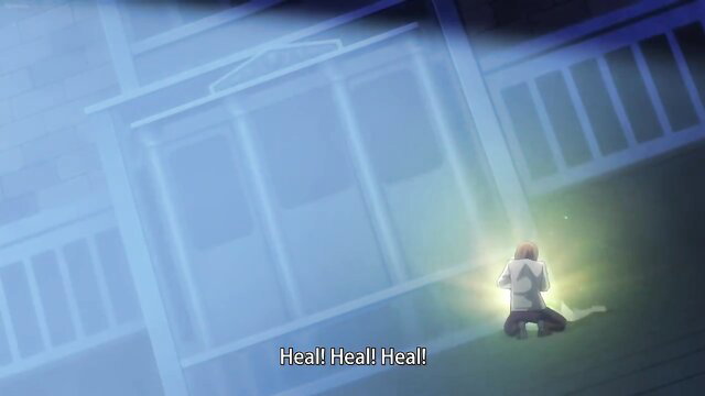Kaifuku Jutsushi no Yarinaoshi anime girl kneels casting green heal spell Ep.6