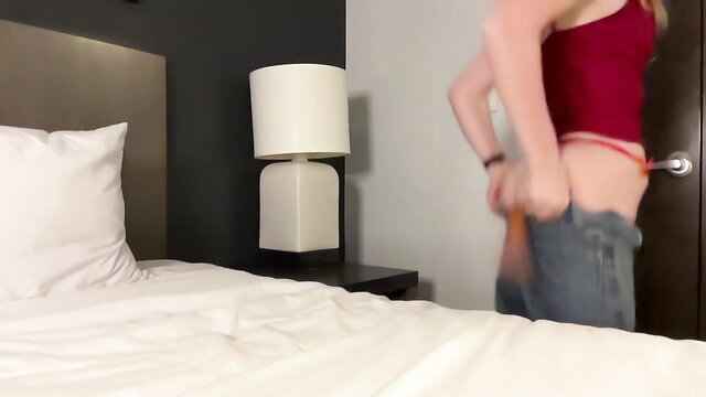 Vixenvictoriaa petite blonde teen pulling down jeans in bedroom