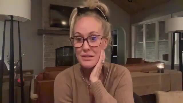 Brandi Love blonde MILF granny in glasses on livestream