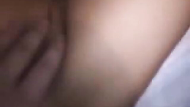Homemade student orgy thumbnail: pale thighs spread wide in action
