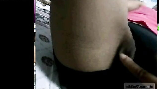 Ebony woman fingers shaved pussy closeup in amateur video