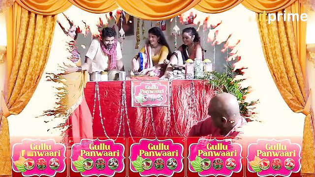 Indian Gulli Panwari whores gangbang on Panchayat stage, hot desi adult scene