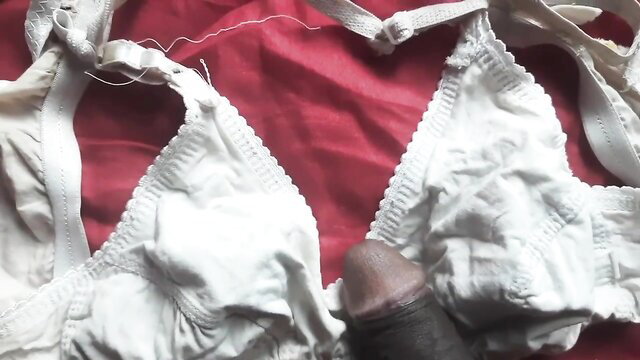 Croadside's white bra with penis on red sheets in Tamil multiracial bang