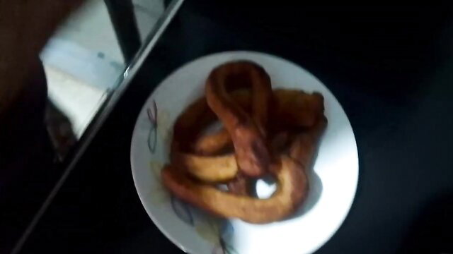 Crispy golden mandocas on plate, amazing carmengud snack anytime