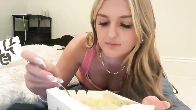 Alyssastonee blonde camgirl in pink top cleavage eating takeout solo