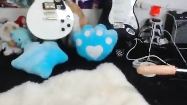 Alana Rains Asuna fuckmachine toy dildo on plush rug webcam