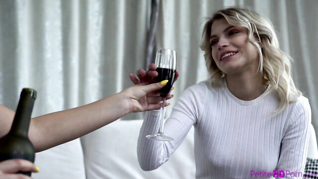 Elza A toasts wine with friend in steamy home video