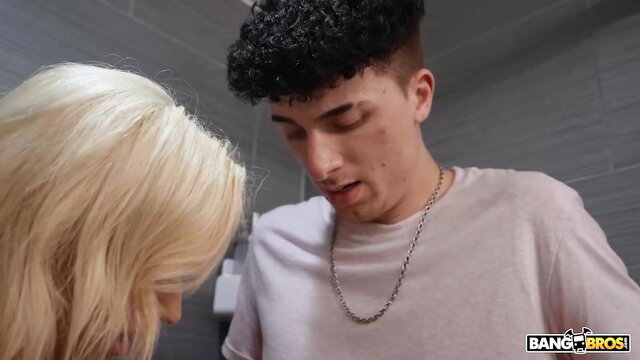 Spencer Scott sucks Ethan Seeks in BangBros shower step fantasy