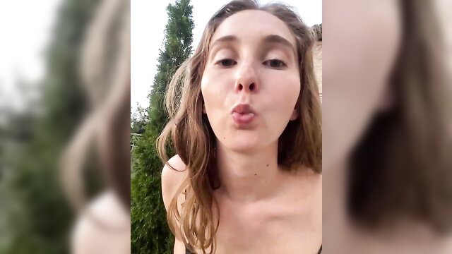 PeachGirl closeup pouty lips outdoor tease, sexy amateur model