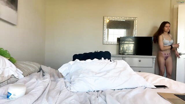 Susannahxx hot slut in pink thong lingerie bedroom tease