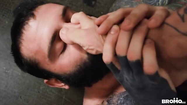 Markus Kage facefucked by tattooed hunk Bo Sinn gay porn