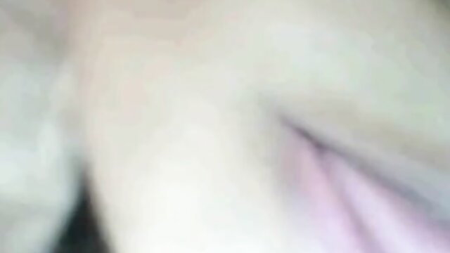 Joseelinee webcam show 4 closeup tongue out tease