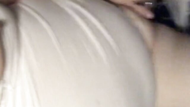 Amateur BBW MILF closeup nude ass in doggy pose HD thumbnail