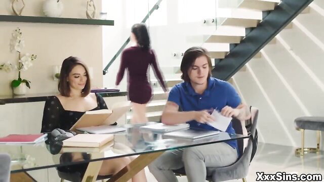 Alex Coal & petite brunettes Sophia in teasing threesome study scene