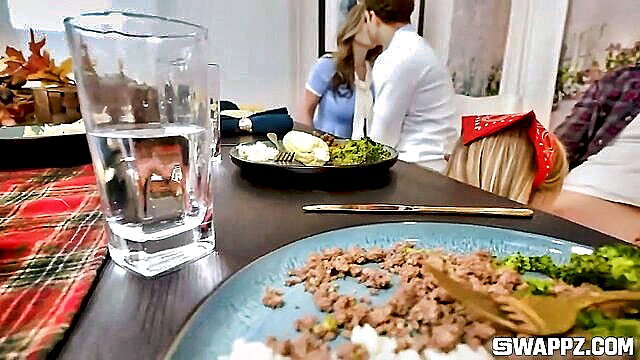 Hyley Winters and Krystal Sparks at Thanksgiving dinner table