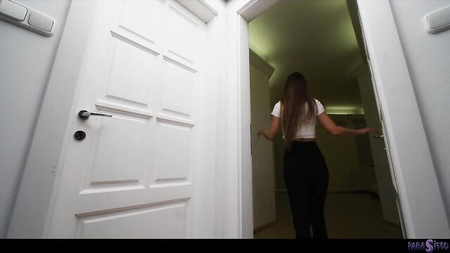 Tiffany Tatum in tight white top and black leggings at door, Parasited roommate tease