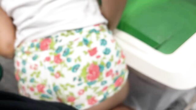 Step cousin's big ass bounces in floral shorts while cleaning hot dance