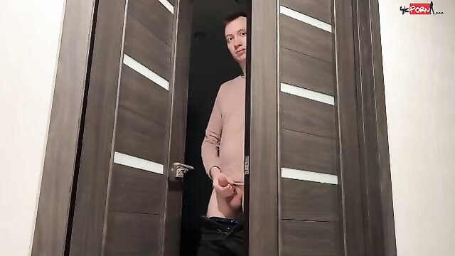 Cuckold hubby peeks from door as ex-wife readies to blow sushi guy