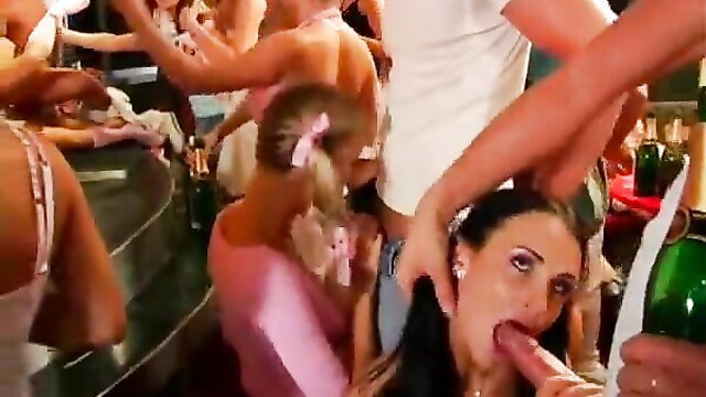 Club party sluts deepthroat bottles and fuck jocks in wild orgy