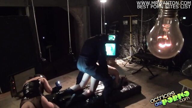 Webmaskter dominates LULU & JESSICA in kinky threesome bondage
