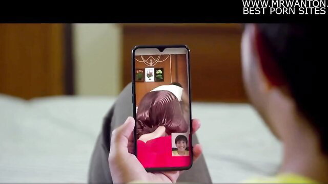 Desi Telugu babe on phone shows big ass in tight saree sex scene