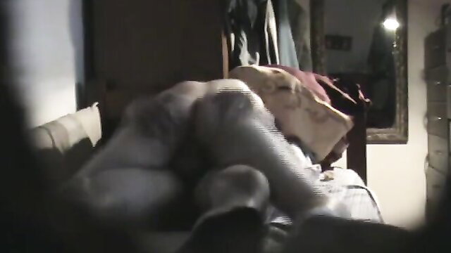 Amateur Latina MILF Graciela fucked doggystyle on bed by lover