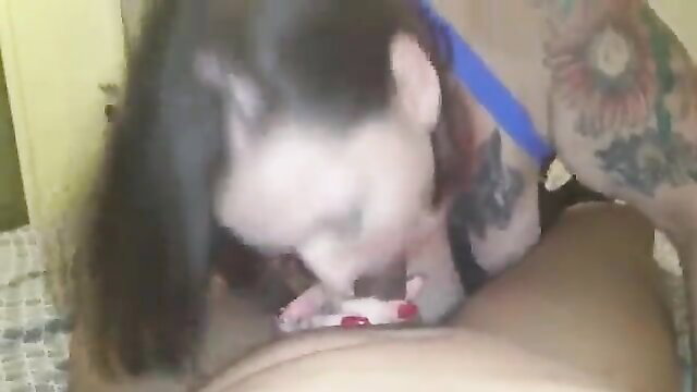 Tattooed brunette eats shaved pussy in hot lesbian cunnilingus closeup