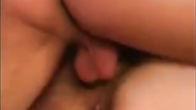 Russian mature mom closeup pussy spread in free aged porn