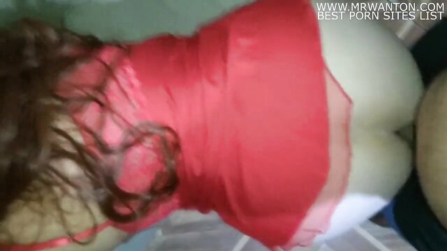 Busty stepmom in red dress bent over, big ass exposed