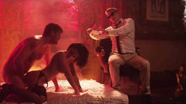 Nikita Bellucci spitroasted by Ian Scott and hunk in hot threesome