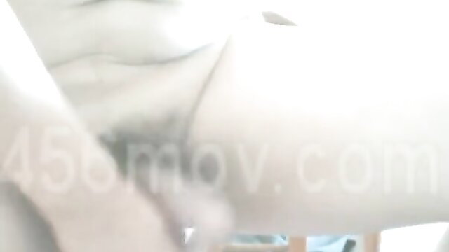 Blurry closeup of mature Chinese woman's exposed pussy and thighs