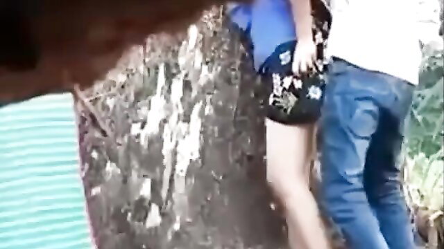 Amateur Asian couple outdoor tree sex, girl in floral shorts lifted by guy