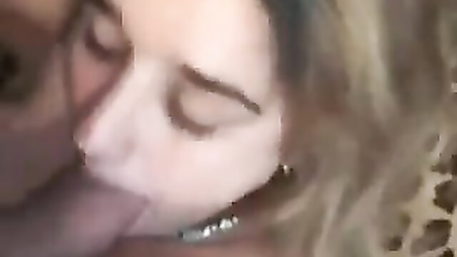 Blonde pregnant woman gets facefucked in closeup oral