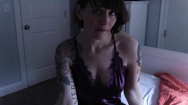Bettie Bondage in purple lingerie, tattooed MILF from Mom's Mistake