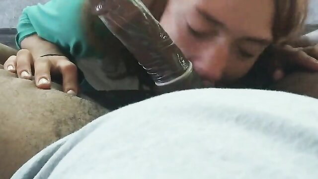 Cassie gives messy CBJ with toy, bawdy talk closeup