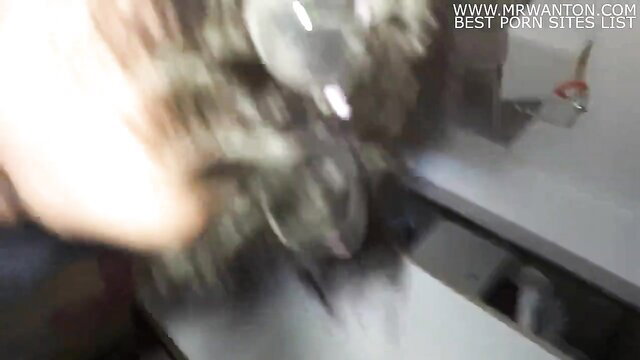 Hot amateur babe deepthroating cock and getting messy facial cumshot