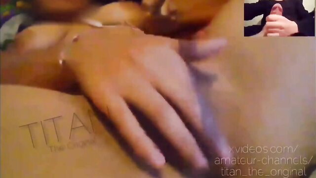 Amateur babe masturbates naked on video call, hand on pussy closeup