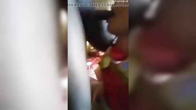 Desi Mallu slut sucking cock closeup in amateur Indian porn