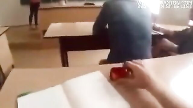 Indian amateur schoolgirl lifted and fucked hard by guy in classroom