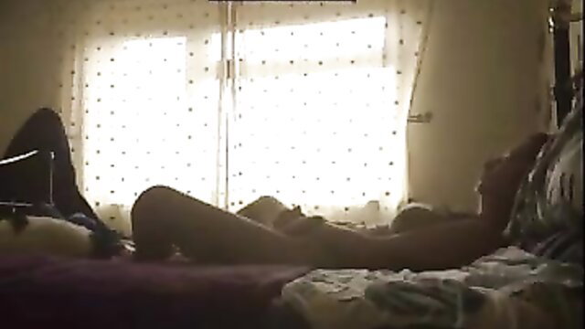 Real wife masturbating to 3 orgasms in 9 mins, nude solo on bed