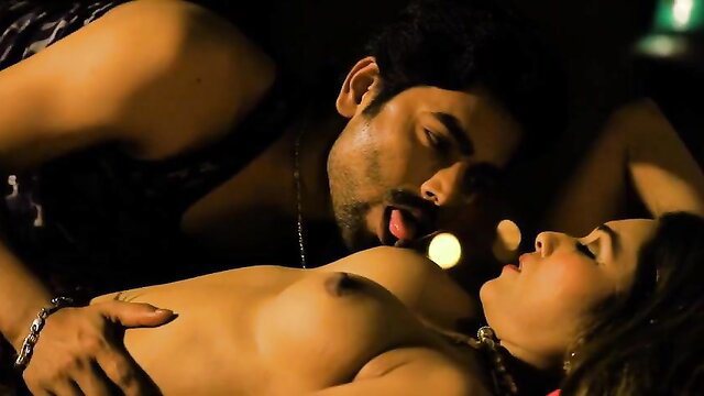 Desi Tadka Ep-2: Busty Indian babe nude with lover licking her tits