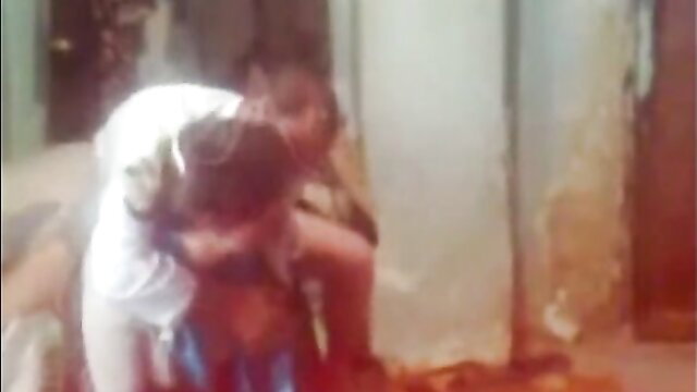 Egyptian sharmota amateur sex, guy hugging nude girl from behind