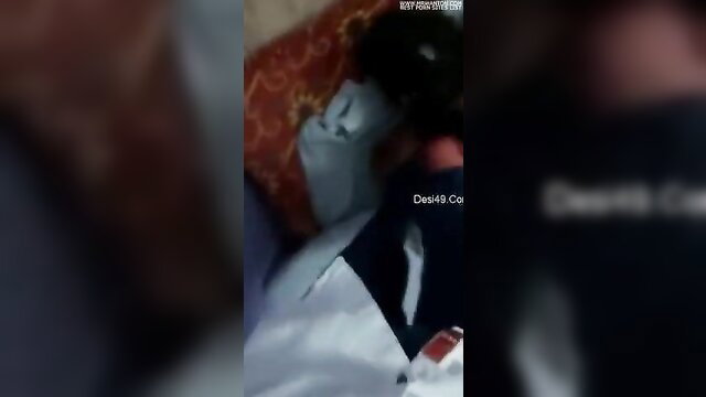 Desi office randi sucking cock on bed in blouse and pants