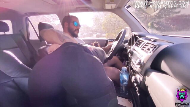 Yinyleon big ass brunette sucks dick in car after run, sweaty pussy fucked