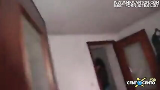 Amateur Italian POV creampie in dimly lit room