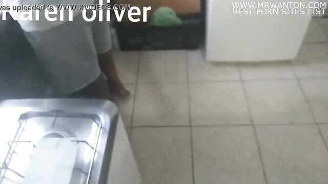 Jefao's wife sneaks blowjob on BBC while cuckold washes dishes